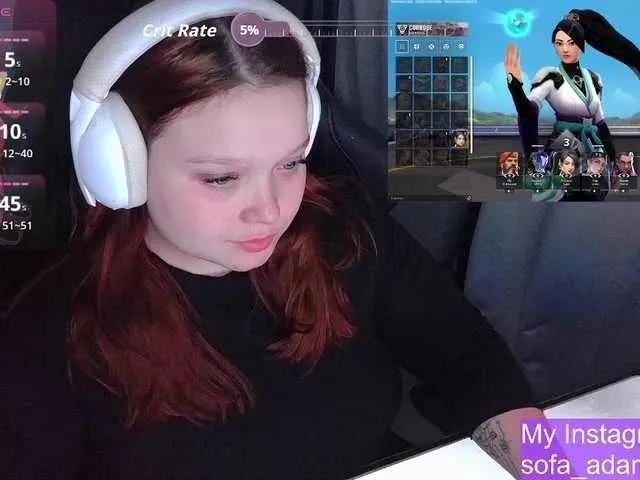 AlinaAdams from BongaCams