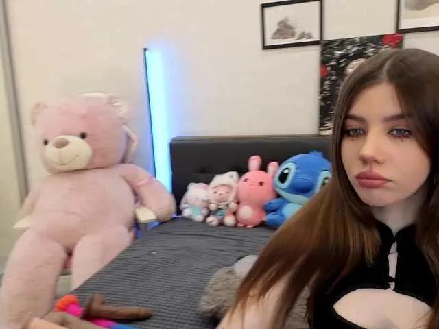 dolly-ll from BongaCams