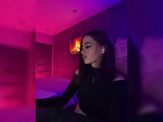 Checkout HotGirlEva, she wants to masturbate for you HotGirlEva from BongaCams