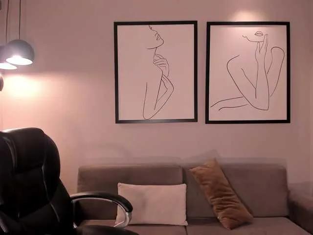 Checkout BongaCams's JuanitaClay JuanitaClay from BongaCams