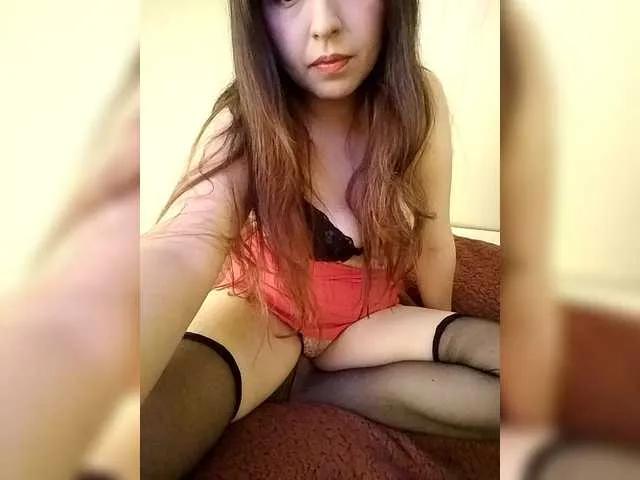 KatyLux from BongaCams