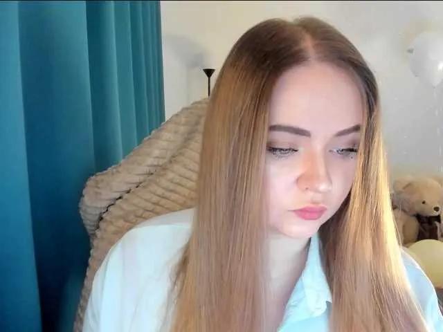 MishaLips from BongaCams