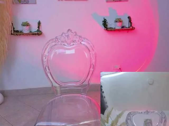 Join 19 years old NathiMedusa from BongaCams NathiMedusa from BongaCams