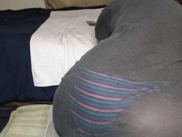 Prettybkack25 from BongaCams