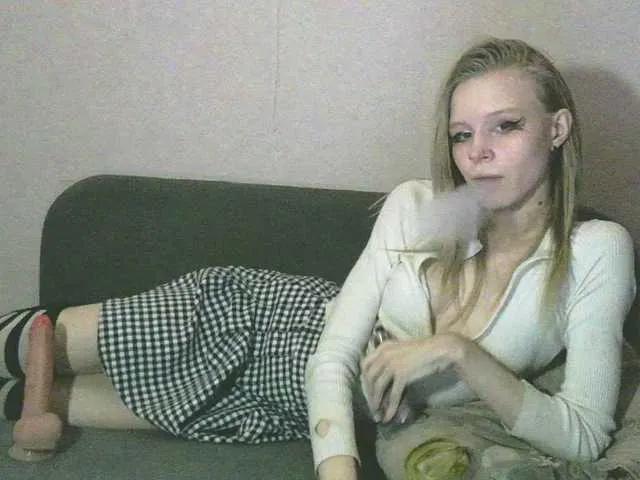 White-snow from BongaCams