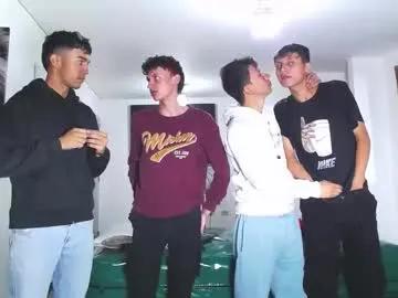 Admire amazing slut Benz_boys benz_boys from Chaturbate