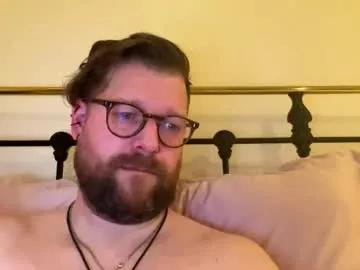 Masturbate to amazing camwhore Crouchendtiger crouchendtiger from Chaturbate