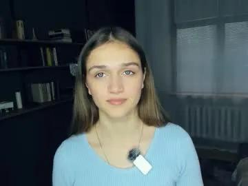 Admire Chaturbate's Destiebestie destiebestie from Chaturbate