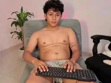 Hot Elias_steel1 wants you to fuck his body now elias_steel1 from Chaturbate