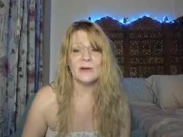 Join Emberpheonixxx, she wants to masturbate for you emberpheonixxx from Chaturbate