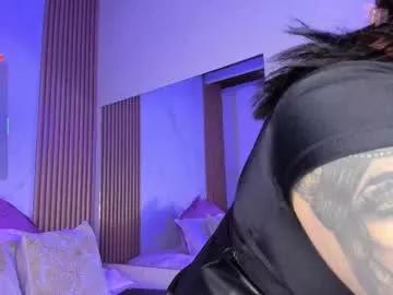 Checkout 20 years old juicy_led_ from Chaturbate juicy_led_ from Chaturbate