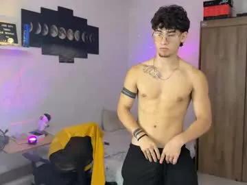 Watch Chaturbate's Kisan_smith kisan_smith from Chaturbate