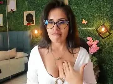 Naked Linagh wants you to fuck her body now linagh from Chaturbate