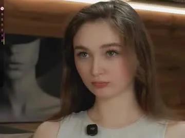 linalure from Chaturbate