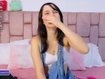 Explore Lolayun, she wants to masturbate for you lolayun from Chaturbate