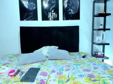 Join Mia_fooxx, she wants to masturbate for you mia_fooxx from Chaturbate