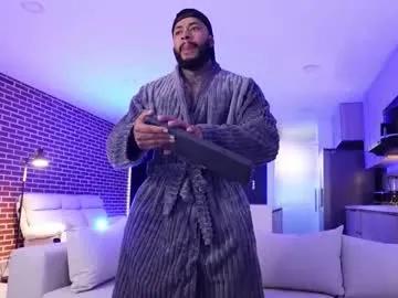 muscle_man19 from Chaturbate