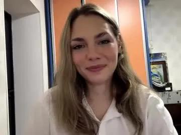 Discover Pricillahoinacki, she wants to masturbate for you pricillahoinacki from Chaturbate