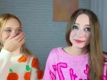 Join Strawberryglow, she wants to masturbate for you strawberryglow from Chaturbate