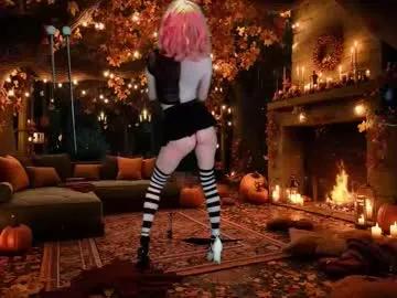 Checkout cute camslut Vanilla_skkye vanilla_skkye from Chaturbate