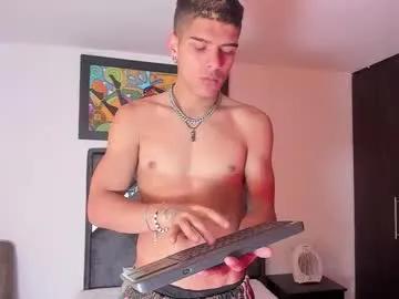 Try amazing camslut Wyatt_2 wyatt_2 from Chaturbate