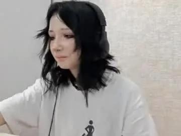 Naked Yesseniarepenning wants you to fuck her body now yesseniarepenning from Chaturbate