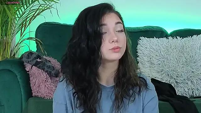 Checkout StripChat's Avery-- Avery-- from StripChat