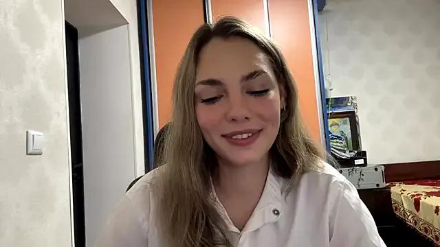 Sweet IlanaLafferty wants you to fuck her body now IlanaLafferty from StripChat