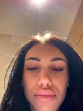 Join hot camslut Ilariea_girl ilariea_girl from StripChat