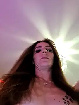 Explore hot performer Ladykimberly_XOXO Ladykimberly_XOXO from StripChat