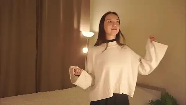 Admire 23 years old LeonaBelhumeur from StripChat LeonaBelhumeur from StripChat