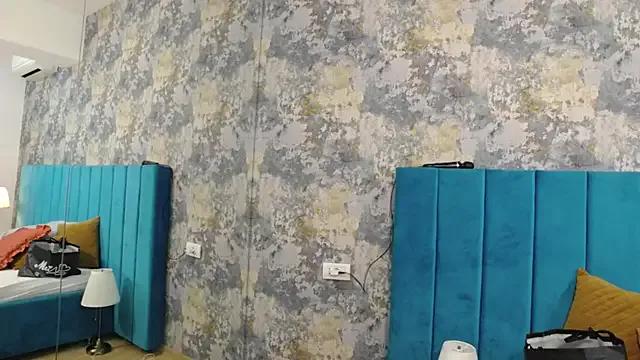 LisaCroft from StripChat