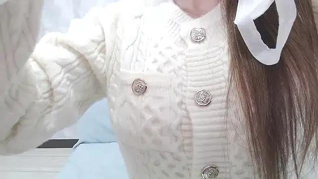 LOVE_MOMO_LOVE from StripChat