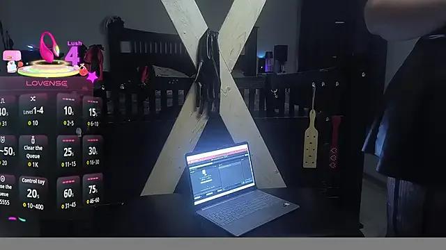 Try hot camslut MacabreCouple MacabreCouple from StripChat