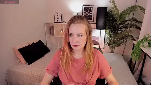 MeggySun from StripChat