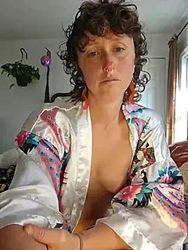 Naked Mossy_kiss wants you to fuck her body now mossy_kiss from StripChat