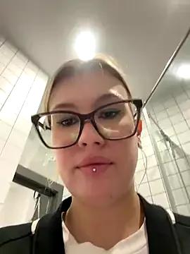 RinaCat from StripChat