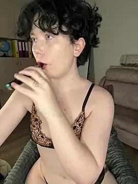 RinaShy from StripChat