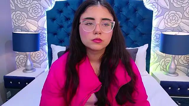 Masturbate to ScarlettPetrova, she wants to masturbate for you ScarlettPetrova from StripChat