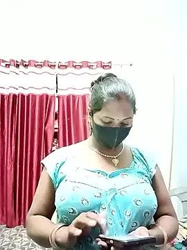 Naked School_medam from StripChat School_medam from StripChat