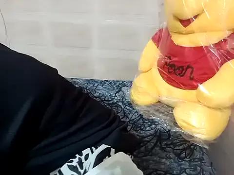 Sweet shuhana_ from StripChat shuhana_ from StripChat