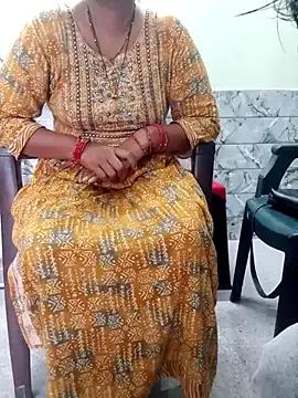 Sonalihot_ from StripChat