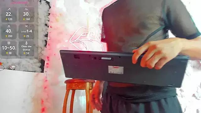 spicy_adonhis from StripChat