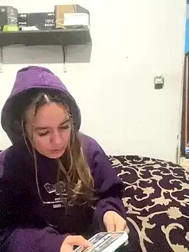 Join sexy performer Tetutamy tetutamy from StripChat